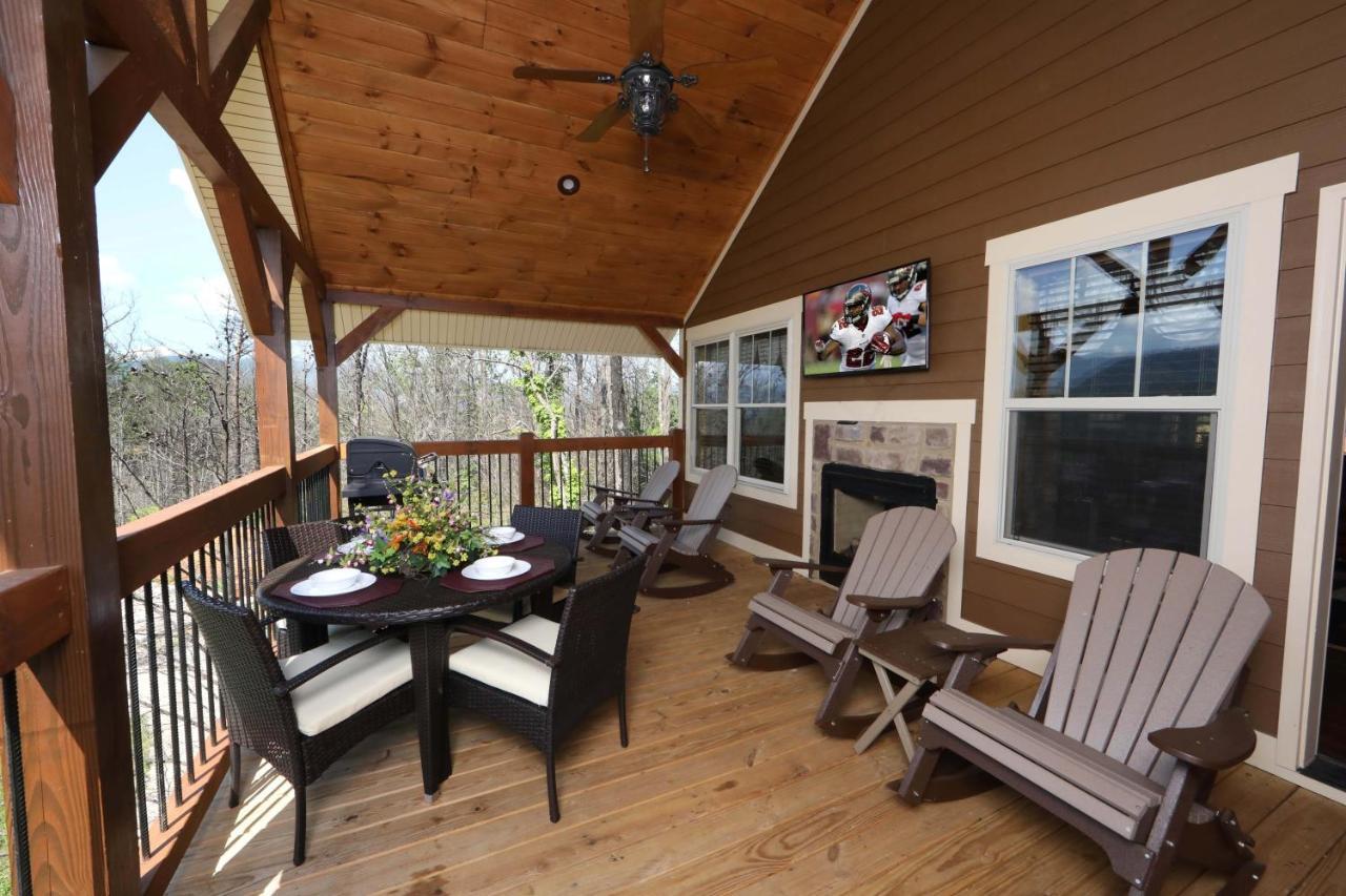 Above It All Cabin Gatlinburg Exterior photo